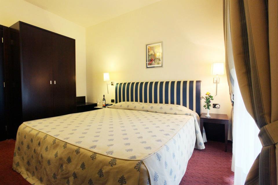 Airport Hotel Florence Extérieur photo